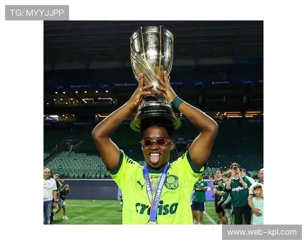 法甲月最佳球员评选，恩德里克打破大罗纪录引热议